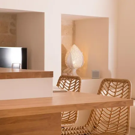 Palazzo Manzoni By Manzoni Collection